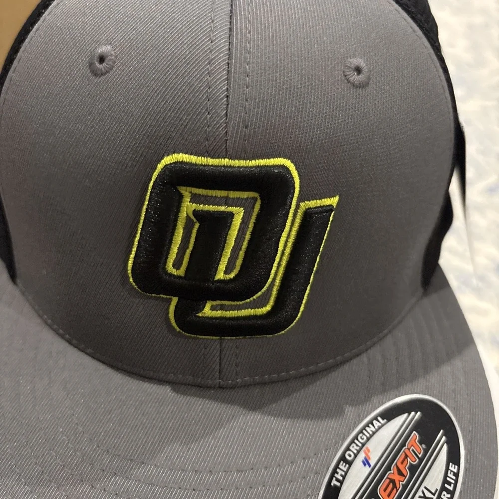 Cap America Cap, University Of Oregon, Flexfit, L/XL, Trucker, Gray/Black